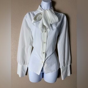 Vintage White Pussycat Bow Blouse Size Medium 1970s Secretary Office Top